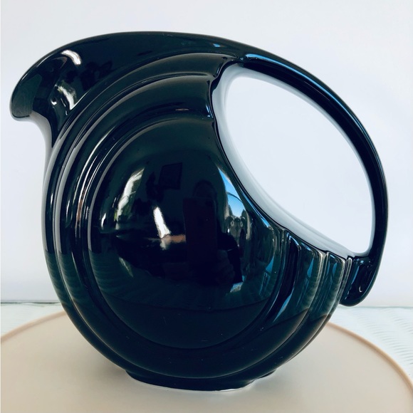 Fiestaware/Halls design BLACK Disk 64 oz. pitcherIntro 1986 Discontinued